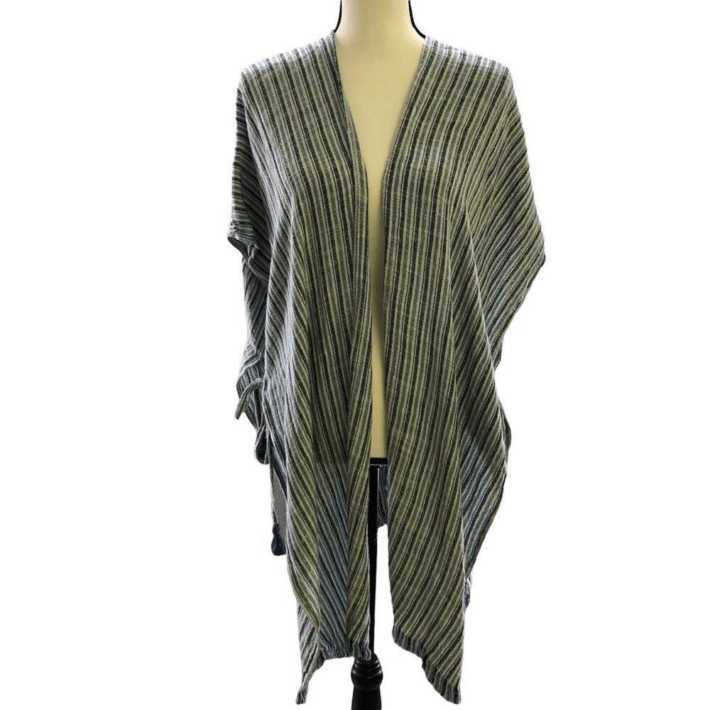 Treasure & Bond Kimono Cardigan Womens One Size‎ Blue Fringe Boho Lightweight